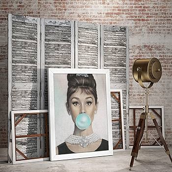 オードリー・ヘプバーン アート フレーム　キラキラビーズアート Amazon | オードリー・ヘップバーン Audrey Hepburn
